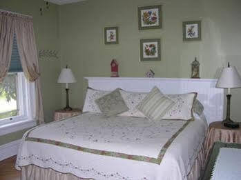 The Seymour House Bed & Breakfast South Haven Exteriör bild